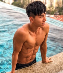 shirtless boys 5d176c2288760.jpeg