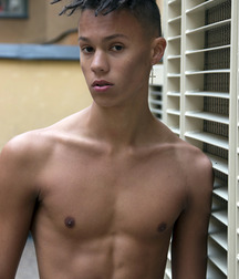 shirtless boys 5d17700163db4.jpg