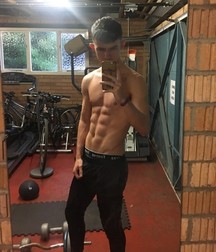 shirtless boys 5d21a1e89d9c1.jpg