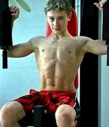 shirtless boys 5d2380daee6c2.jpg