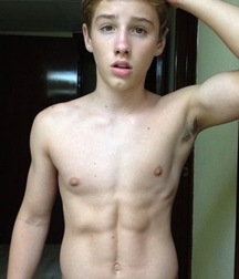 shirtless boys 5d2381515d10b.jpg