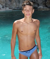 shirtless boys 5d25f12d0020f.jpg