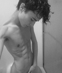 boys nude 5d2b09ad435cb.jpg