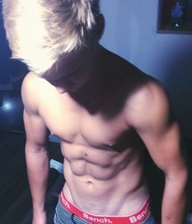 shirtless boys 5d2b0ca48236b.jpg