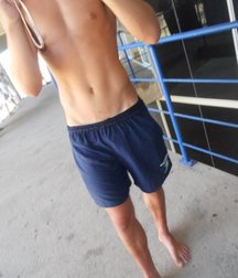 shirtless boys 5d2b0de22d872.jpg