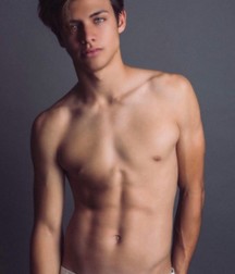 shirtless boys 5d3215b04e630.jpg