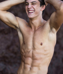 shirtless boys 5d3883085eb3c.jpg