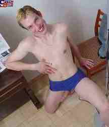 Johnylee 5d39d49853f2b.jpg