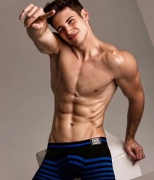 shirtless boys 5d3c6cd5d600f.jpg
