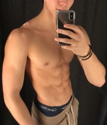 shirtless boys 5d3f16f189f3f.jpg