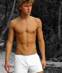 shirtless boys 5d41b6ddf3ffd.jpg