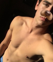 shirtless boys 5d41b7854ca0a.jpg