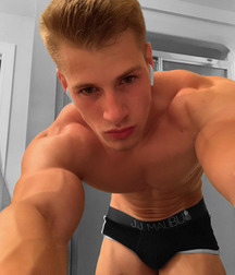 shirtless boys 5d44538883932.jpg