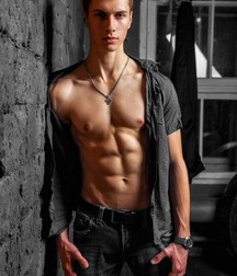 shirtless boys 5d44539c4c0cf.jpg