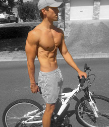 shirtless boys 5d453610a8b9c.jpg