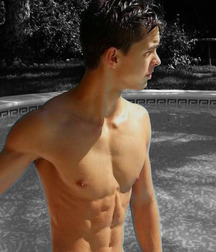 shirtless boys 5d45362a16ddb.jpg