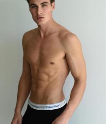 shirtless boys 5d45376bc1e4c.jpg