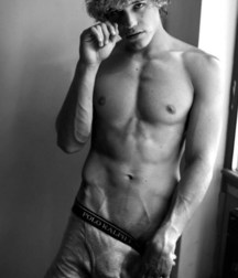 shirtless boys 5d453788351e7.jpg