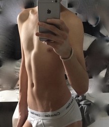 shirtless boys 5d485ea0c3ce2.jpg