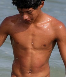 shirtless boys 5d4e7ad2baa7a.jpg