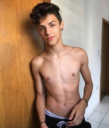 shirtless boys 5d4e7c464c627.jpg