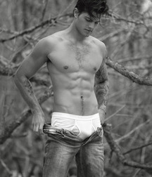 shirtless boys 5d4fb0a7701f4.jpg