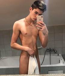 shirtless boys 5d504e1e28755.jpg