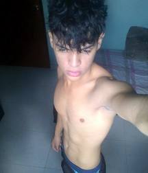 shirtless boys 5d504f59dca43.jpg