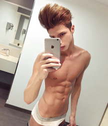 shirtless boys 5d504f914561a.jpg
