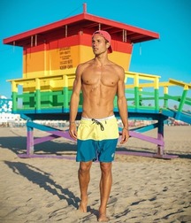 shirtless boys