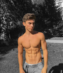 shirtless boys 5d542705901ec.jpg