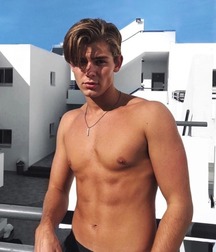 shirtless boys 5d54278972c14.jpg