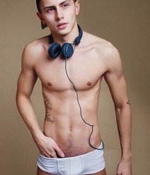 shirtless boys 5d551bc95eba5.jpg