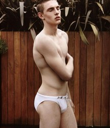 shirtless boys 5d551c3ca6135.jpg