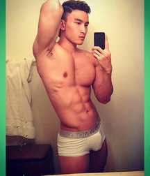 shirtless boys 5d551ff7ca544.jpg