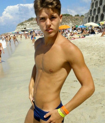shirtless boys 5d552132ce2ca.jpg