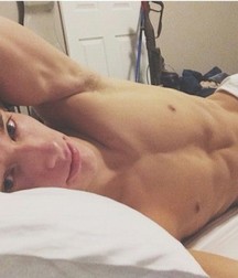 shirtless boys 5d56dc1962156.jpg