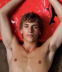 shirtless boys 5d59127a47d2e.jpg
