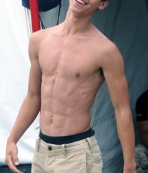 shirtless boys 5d591456997c8.jpg