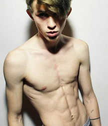 shirtless boys 5d59148ad999e.jpg