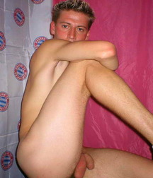 Rob 5d5ae2dde6fc8.jpg