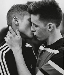Boys 5d5c2eb65fa8b.jpg