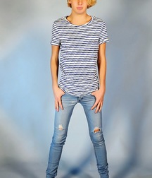 Boys 5d5c2fefbe9bb.jpg