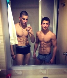 shirtless boys 5d5c3eb0dd66a.jpg