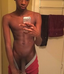 boys nude 5d5d5054636d5.jpg