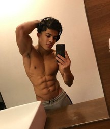 shirtless boys 5d5d73a9a7c6c.jpg