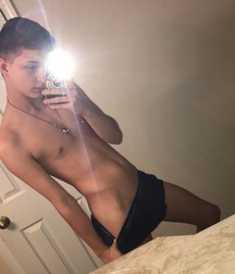 shirtless boys 5d5d73bc90b8c.jpg