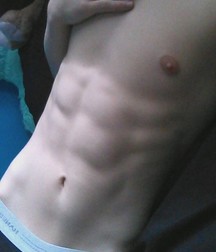 shirtless boys 5d5d747707148.jpg