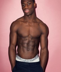 shirtless boys 5d600919518df.jpg