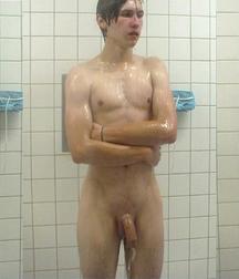 boys nude 5d6051756adc2.jpg